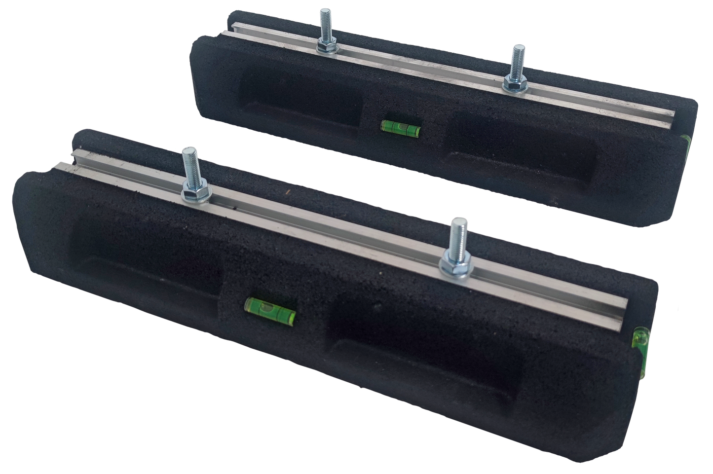 Heavy-duty adjustable ground mounting set